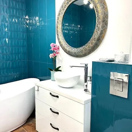 Sky View - Luxury - Sanador Victoriei 公寓 *