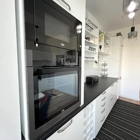 Sky View - Luxury - Sanador Victoriei 布加勒斯特