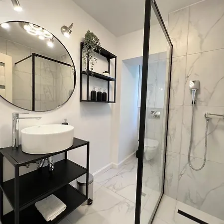 شقة Sky View - Luxury - Sanador Victoriei